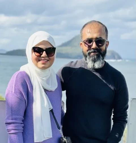 Arafat and Maryam, the people behind Frameout